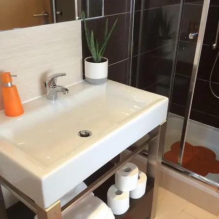 فيلة House4you *